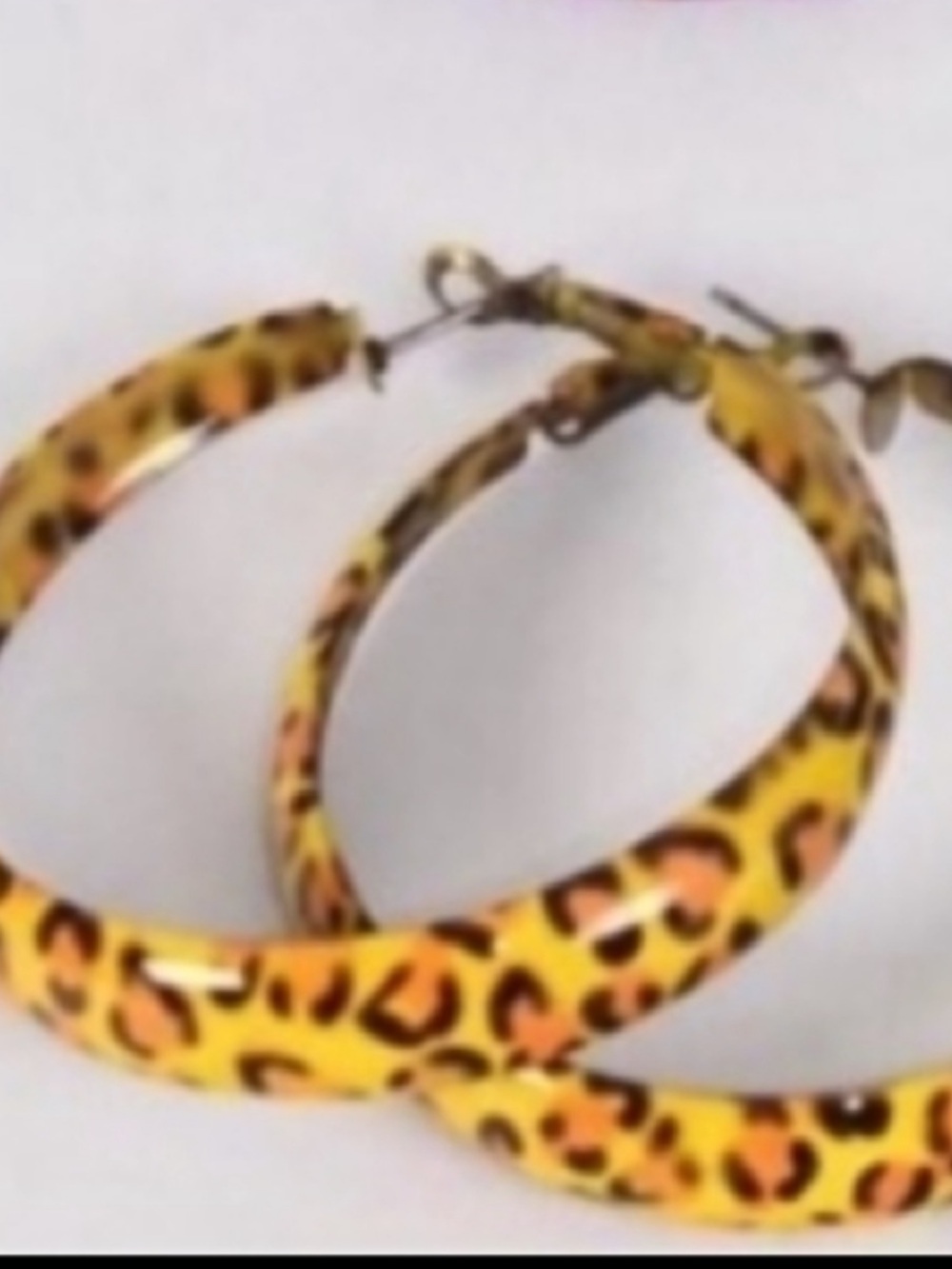 NWT Wild Leopard Pattern Hoop Earrings Yellow Black Animal print hoops NEW